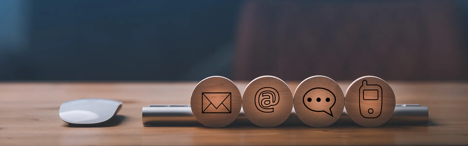 Bizimlə əlaqə saxlayın